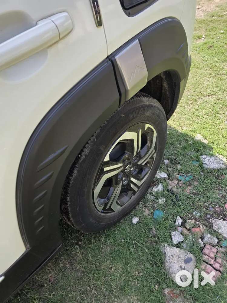 Jh01fn3452 New Breza Smart Hybrid Zxi+ Sunroof 2024 Mannual