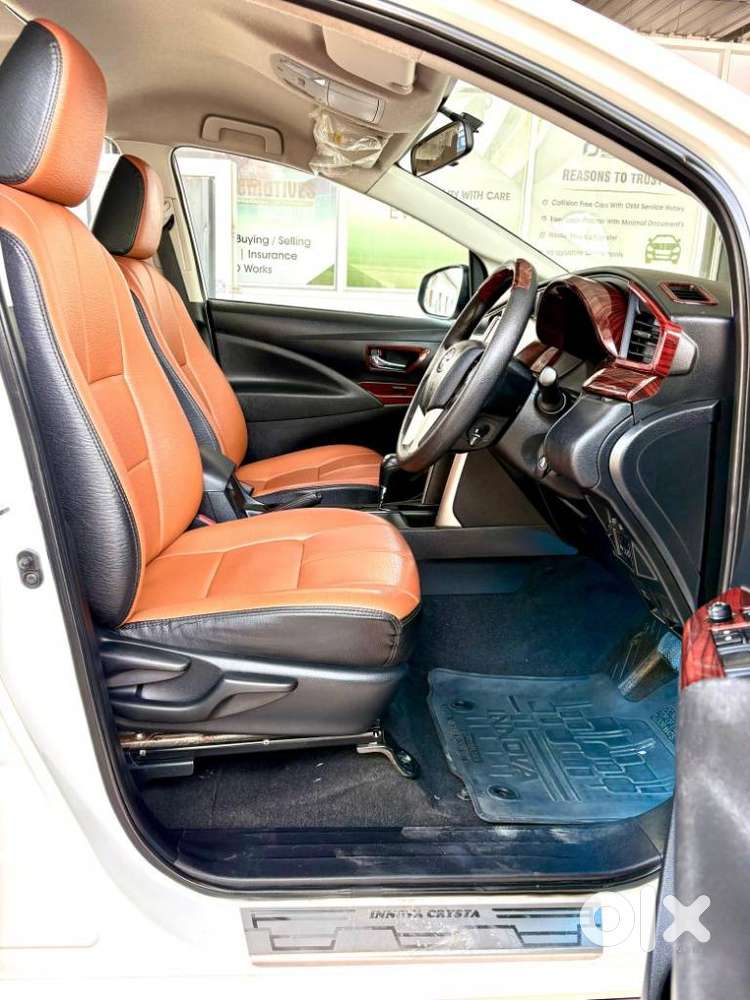 Toyota Innova Crysta 2.8 Gx At 8 Seater, 2020, Diesel