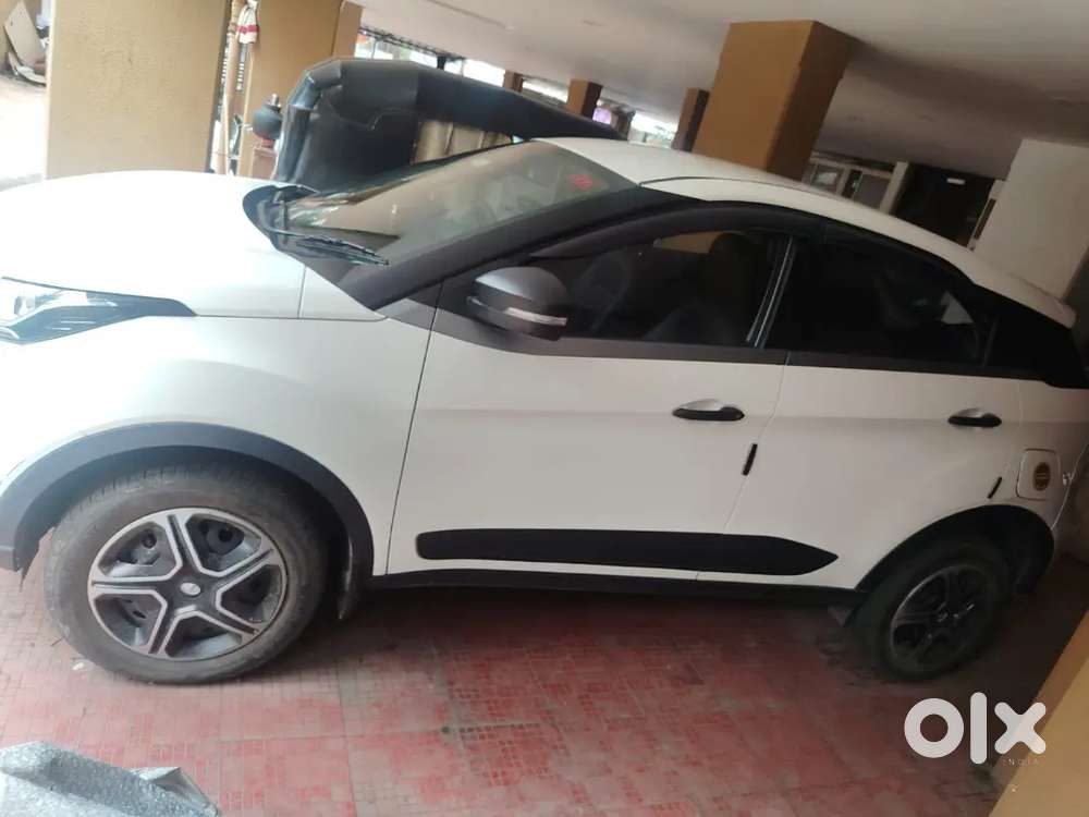 Tata Nexon Revotron Xe 2021 Manual Petrol