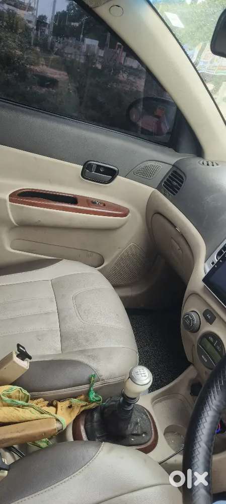 Hyundai Verna 2010 Diesel 200000 Km Driven