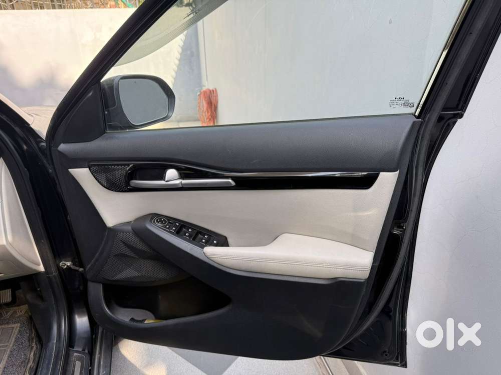 Kia Seltos Petrol 2023
