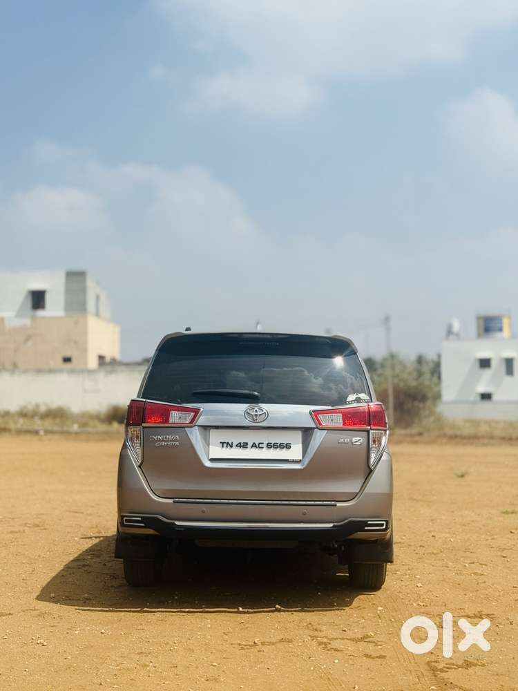 Toyota Innova Crysta 2.8z Automatic, 2016, Diesel