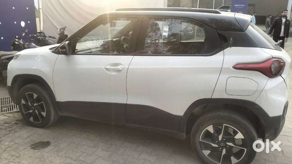 Tata Punch Creative, 2025, Petrol