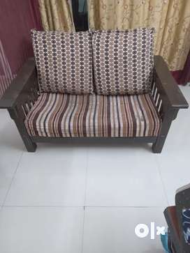 Sofa on sale 5000 rs