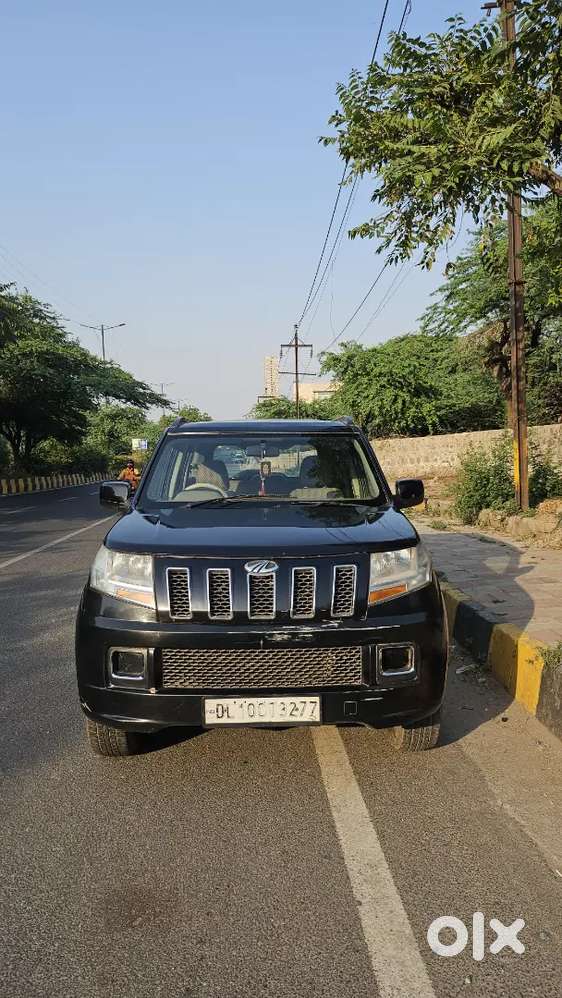 Mahindra Tuv 300 2016 T6+ Single Owner