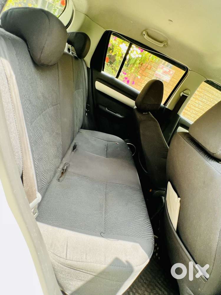 Maruti Suzuki Swift 1.2 Vxi (o), 2011, Petrol