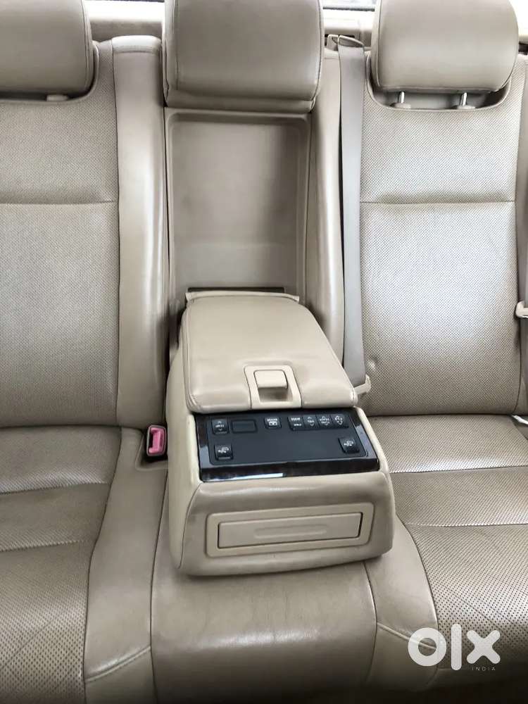 Toyota Camry Hybrid 2014 Fourth Owner