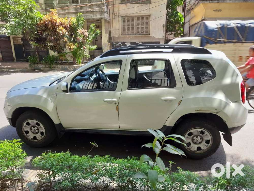 Owner Driven Duster Petrol 2013 Tax Upto 2028 In Good Condition