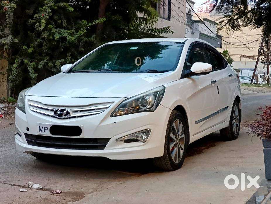 Hyundai Verna 1.6 Crdi At Sx Option, 2015, Diesel