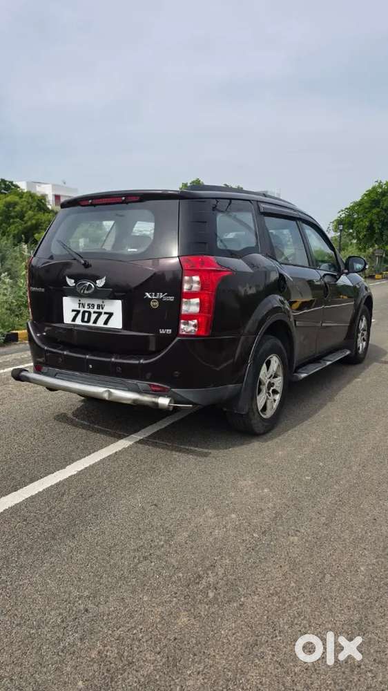 Mahindra Xuv500 2015 Diesel 142000 Km Driven