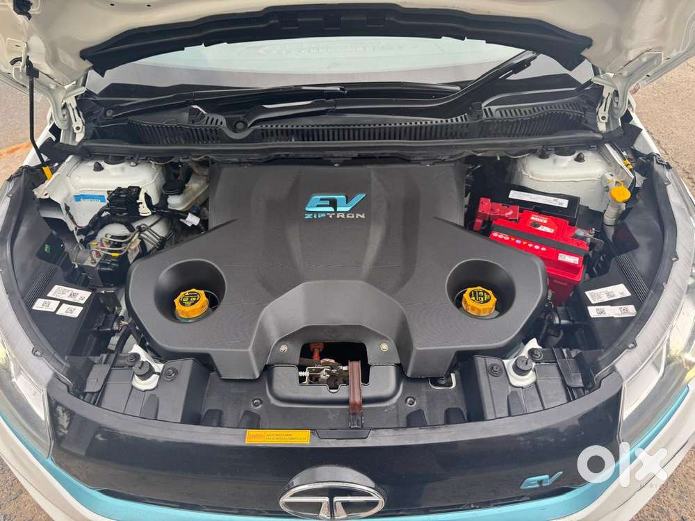 Tata Nexon Ev Xz Plus, 2022, Cng & Hybrids