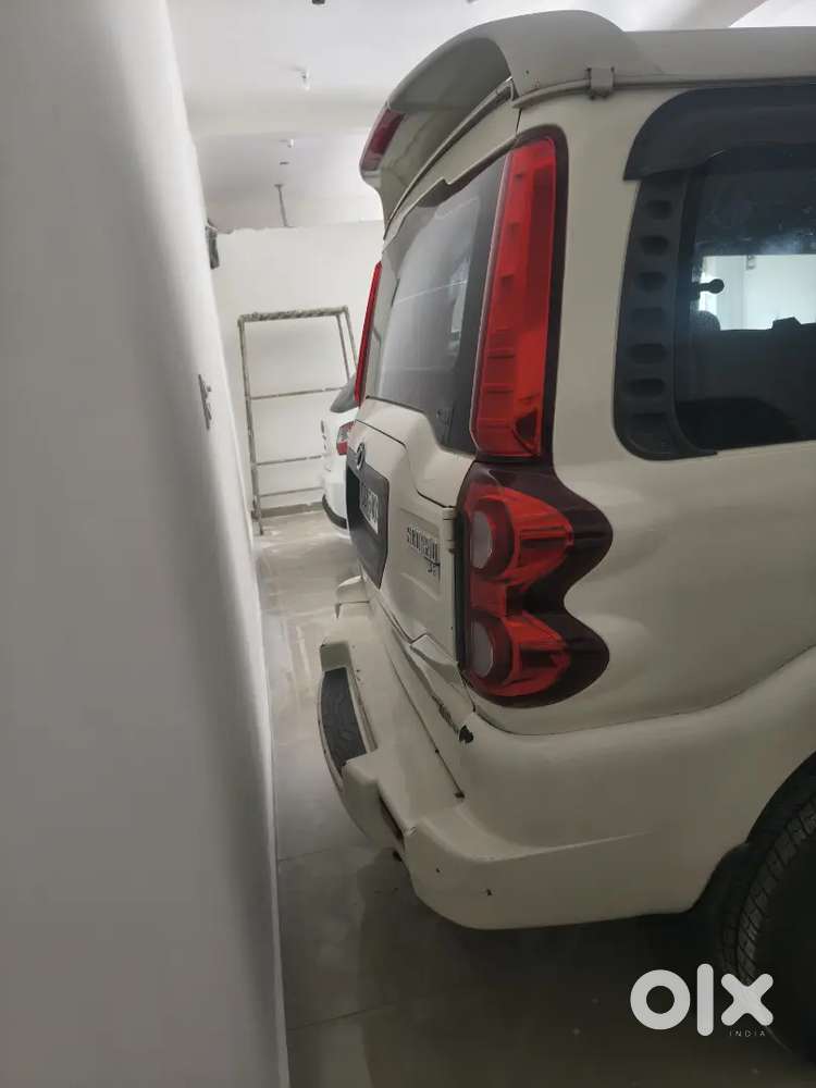 Mahindra Scorpio 2016 Diesel 120300 Km Driven