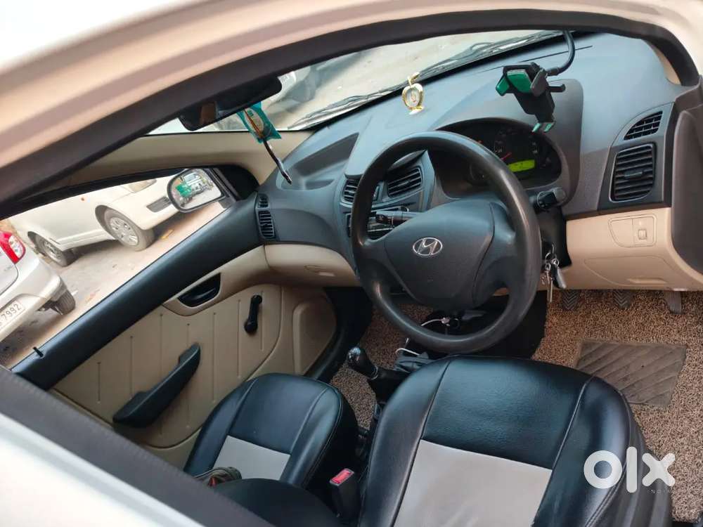 Hyundai Eon 2012 Petrol Well Maintained