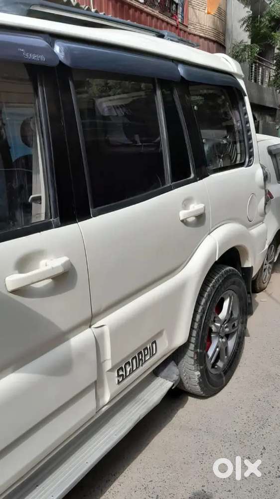 Mahindra Scorpio Classic 2015 Diesel Well Maintained