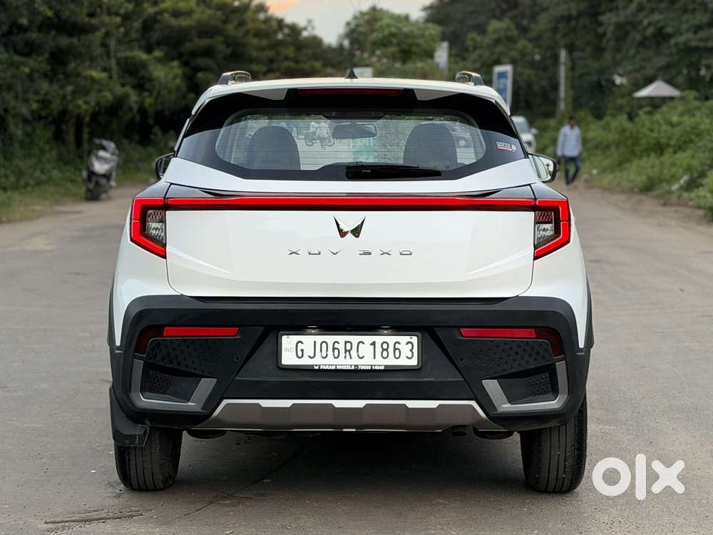 Mahindra Xuv 3xo Ax5 1.5 Diesel Autoshift Plus, 2025, Diesel