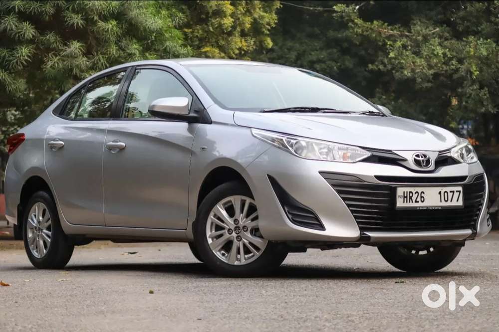 Toyota Yaris J Cvt, 2020, Petrol