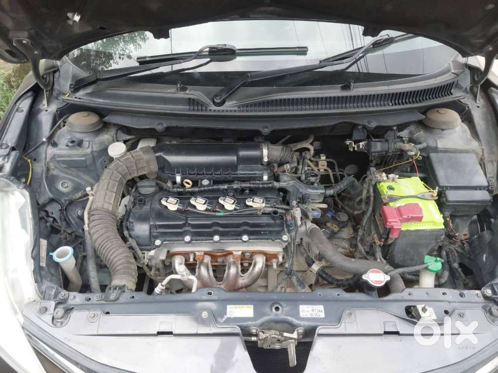 Baleno Zeta Top Model 2016 Petrol