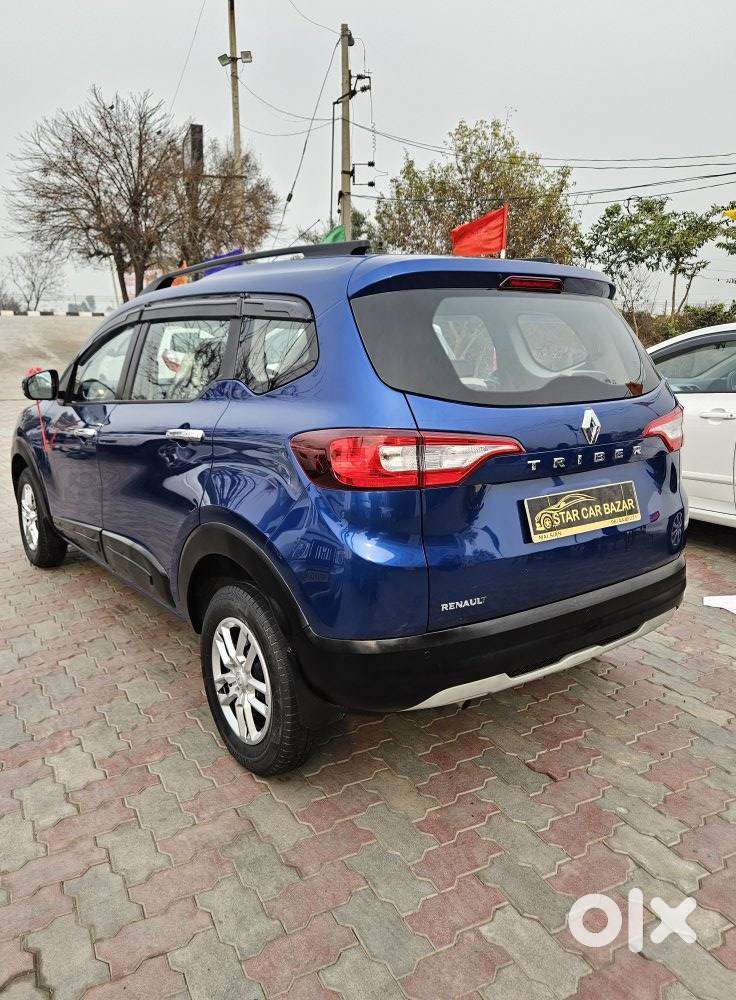 Renault Triber Rxt, 2022, Petrol