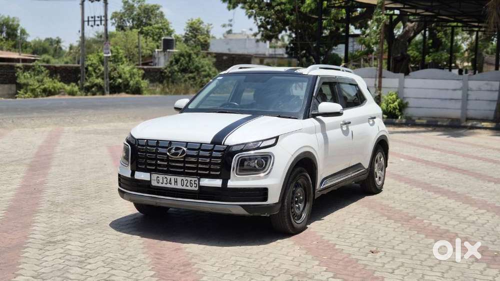 Hyundai Venue S Plus Mt 1.2 Kappa, 2021, Cng & Hybrids