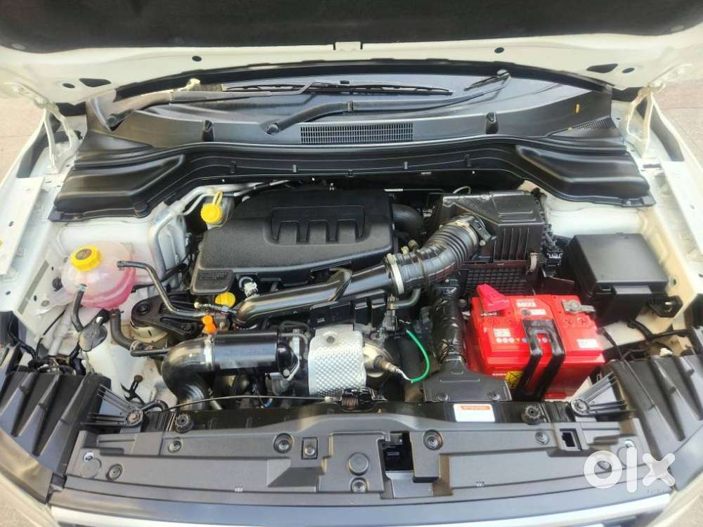 Mahindra Xuv300 1.2 W6 Amt Petrol, 2021, Petrol