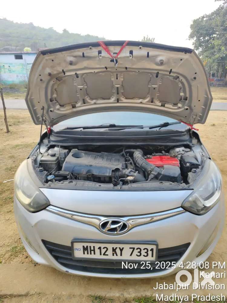 Hyundai I20 2014 Diesel 890100 Km Driven