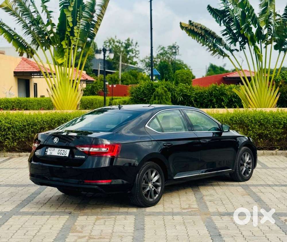 Skoda Superb L&k 2.0 Tdi At, 2018, Diesel