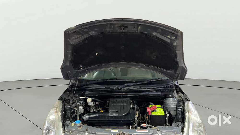 Maruti Suzuki Swift Dzire 1.2 Zxi Bsiv, 2014, Petrol