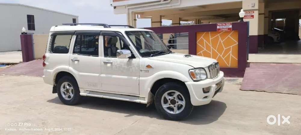 Mahindra Scorpio Classic 2012 Diesel Automatic