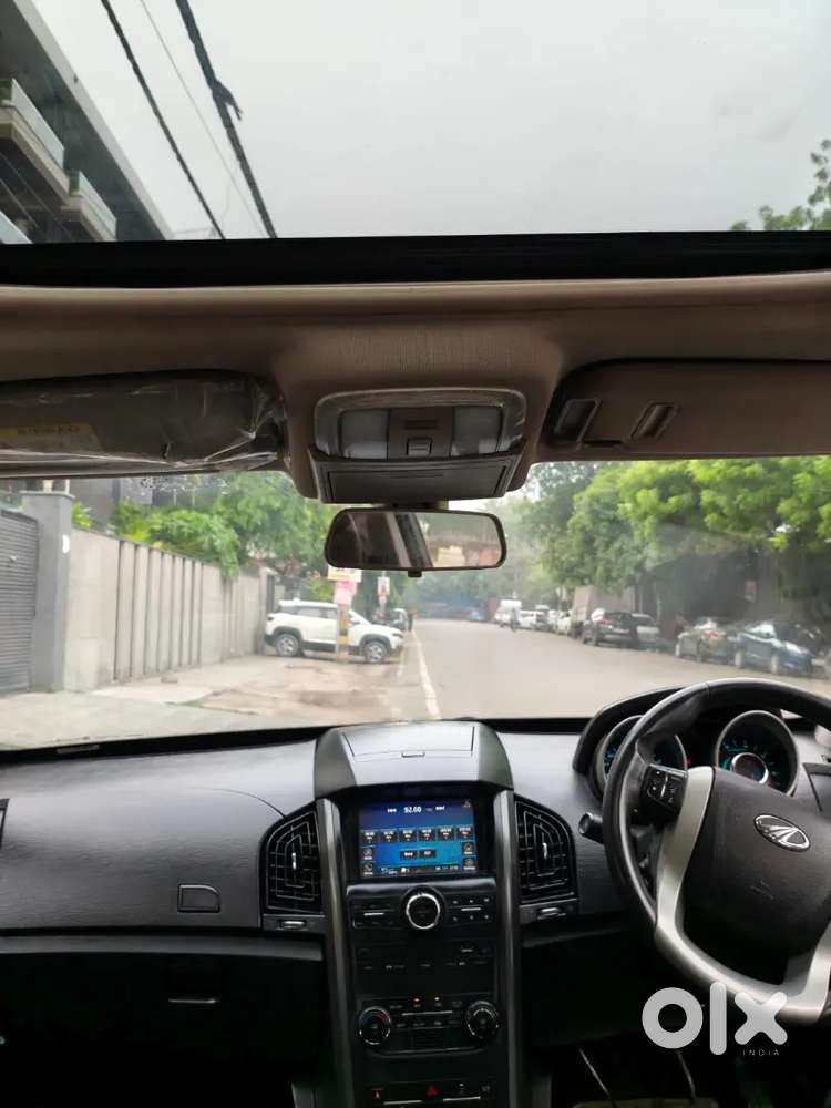 Mahindra Xuv500 W10 Brand New Car Condition