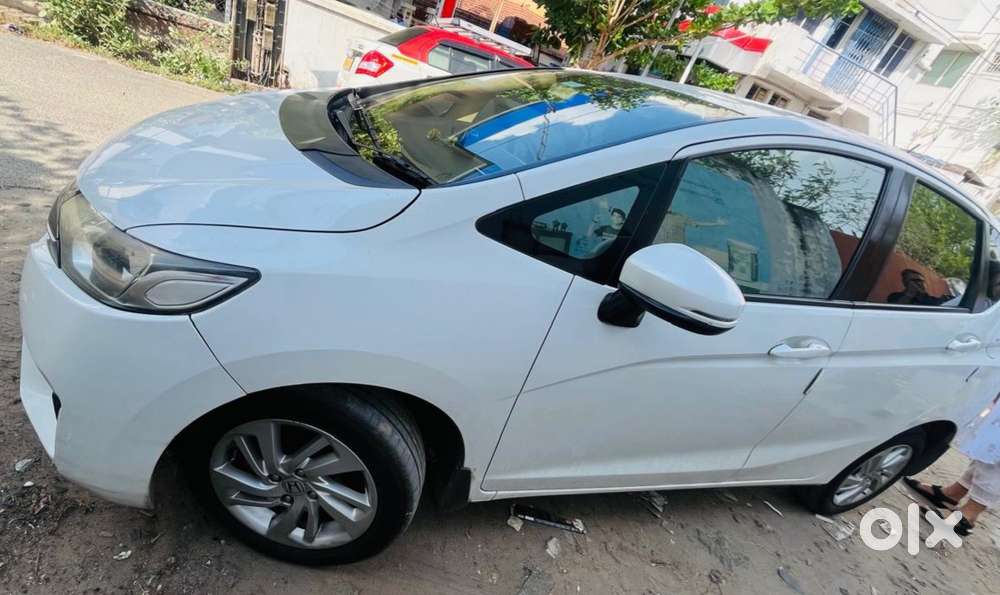 Honda Jazz V Cvt, 2017, Petrol