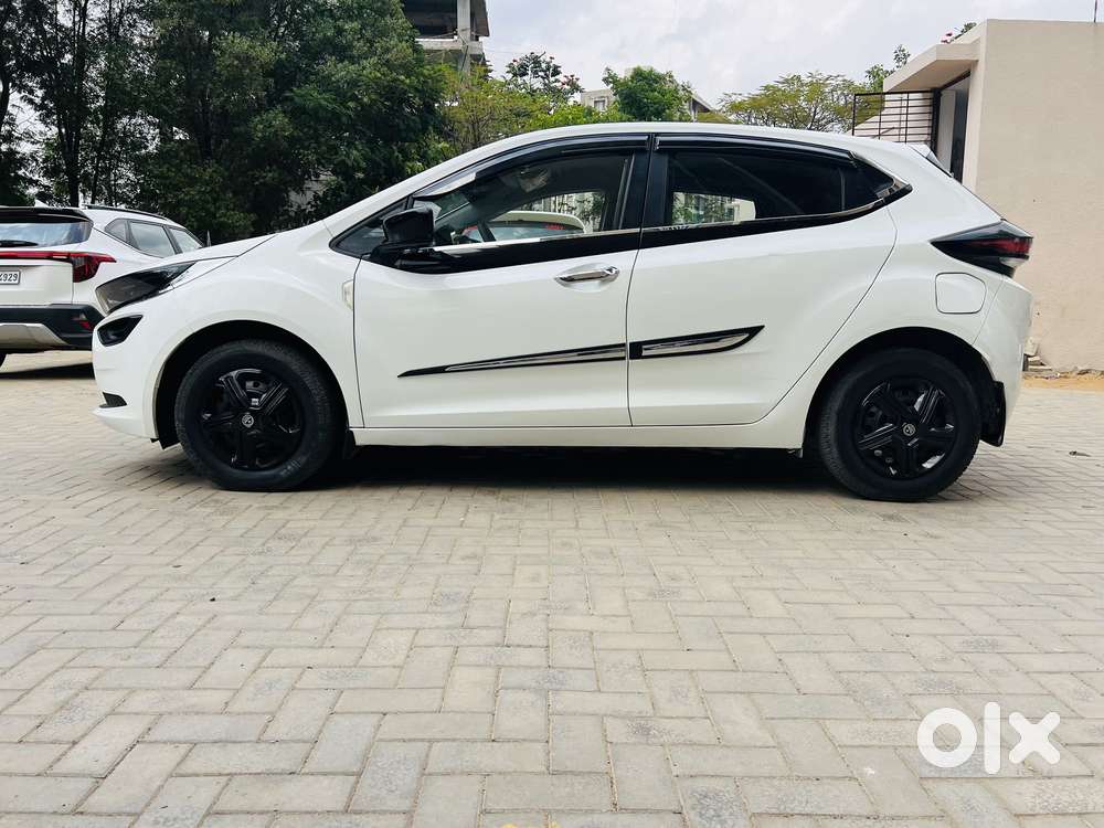 Tata Altroz Xm Plus Icng, 2021, Cng & Hybrids