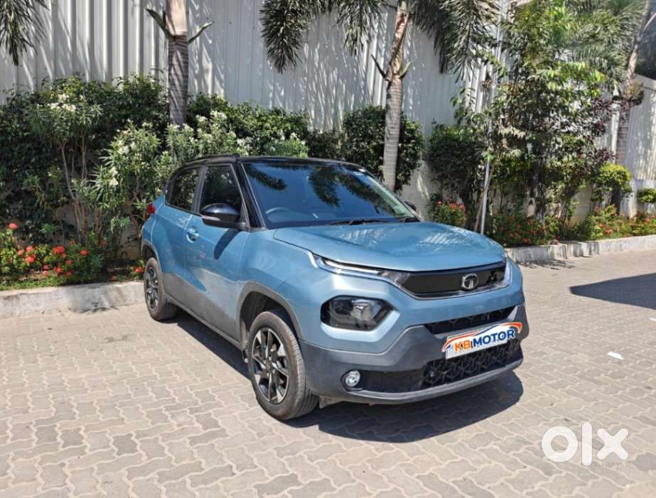 Tata Punch 1.2 Revotron Creative Dual Tone, 2025, Petrol
