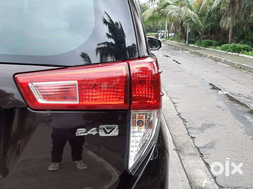 Toyota Innova Crysta [2020-ongoing] 2.4 Vx 8 Str, 2021, Diesel