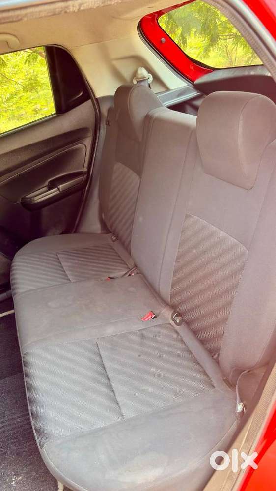 Maruti Suzuki Swift Lxi Optional-o, 2021, Petrol