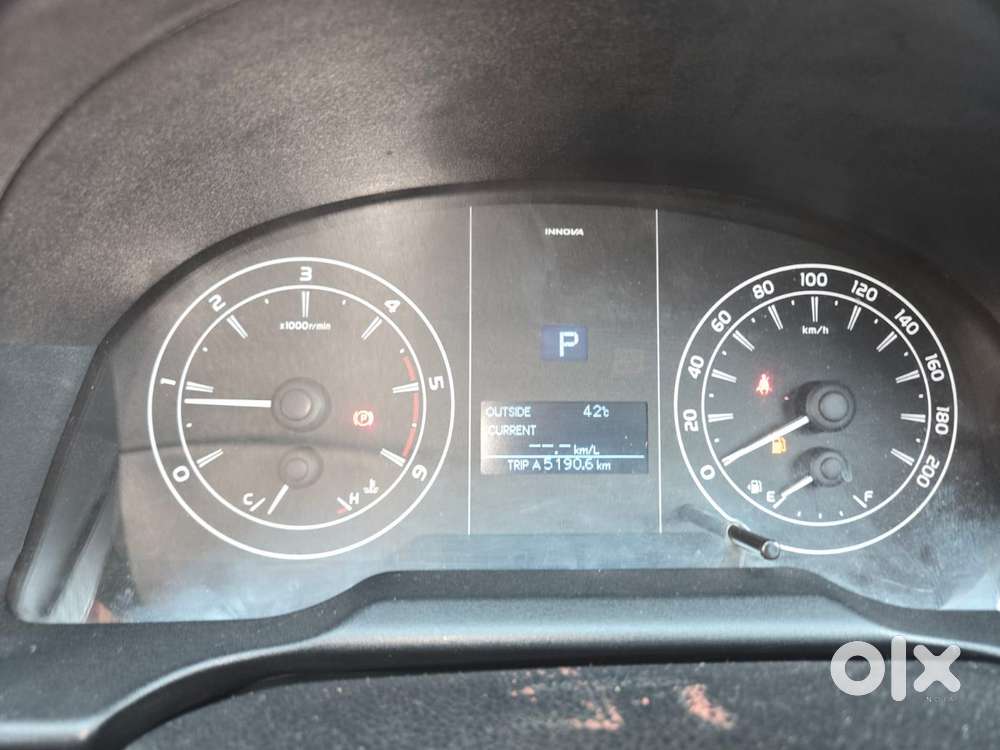 Toyota Innova Crysta [2020-ongoing] 2.4 Gx At 7 Str, 2022, Diesel
