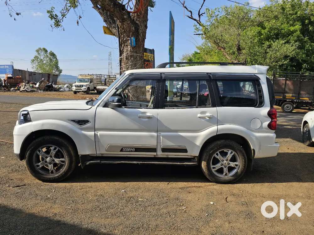 Mahindra Scorpio 2017