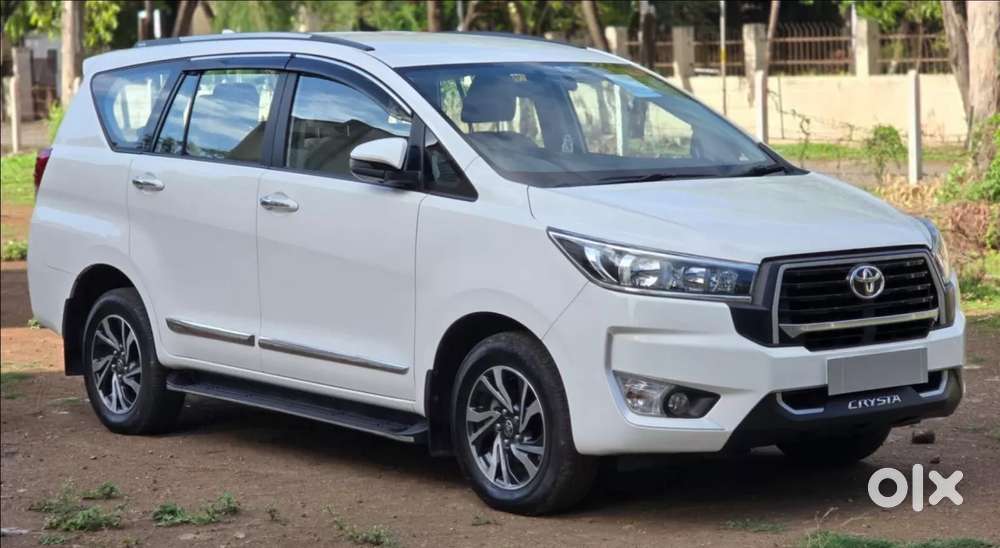 Toyota Innova Crysta, 2025, Diesel