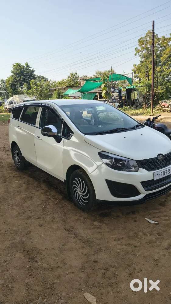 Mahindra Marazzo Diesel 2019