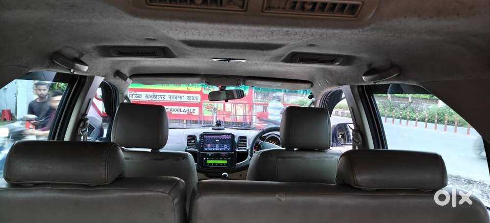 Toyota Fortuner 4x4 Manual Limited Edition, 2010, Diesel