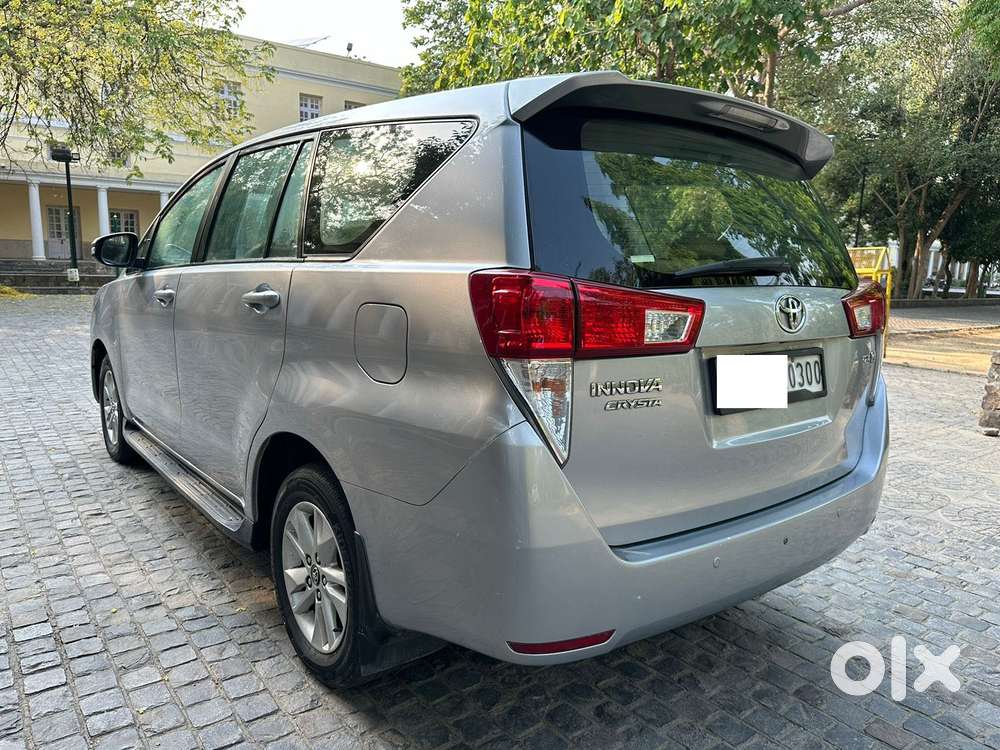 Toyota Innova Crysta [2020-ongoing] 2.4 Gx 8 Str, 2019, Diesel