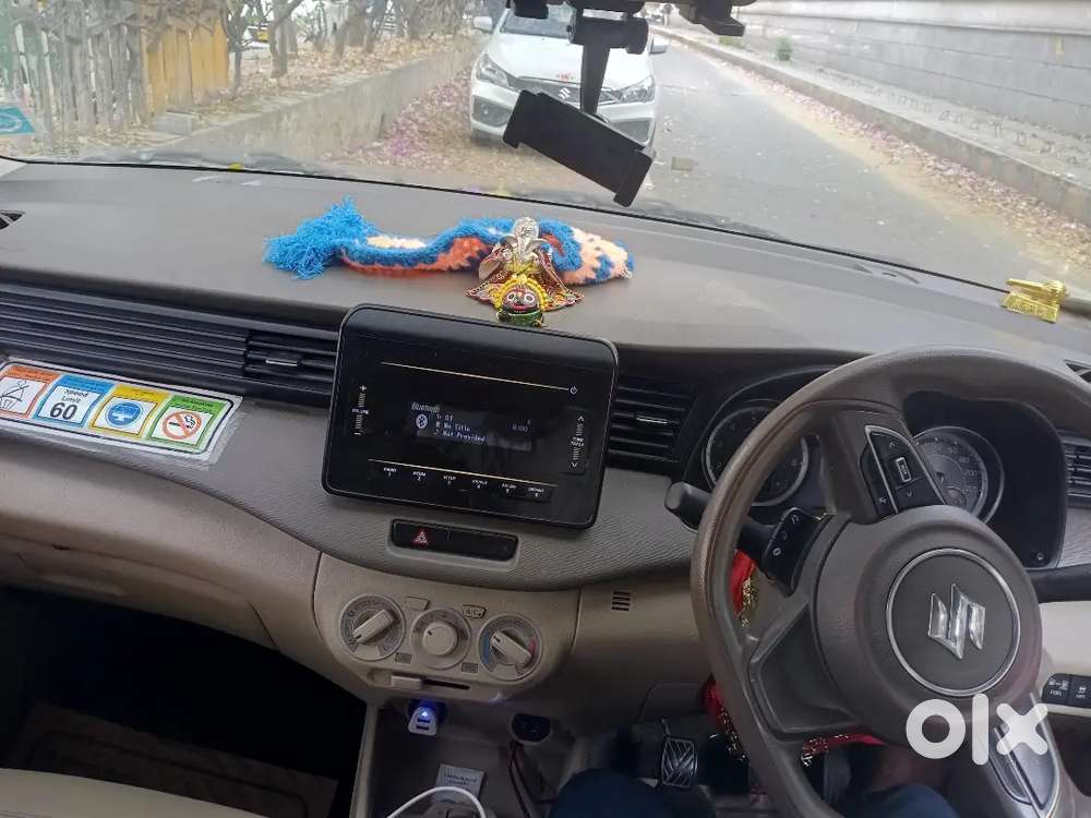 Maruti Suzuki Ertiga Vxi 2024