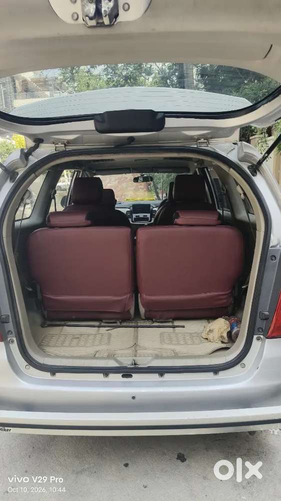 Toyota Innova 2.5 Z 2014