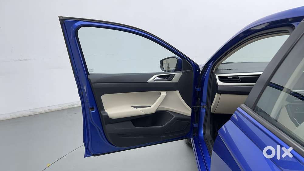 Volkswagen Virtus Highline Plus 1.0 Tsi At, 2022, Petrol