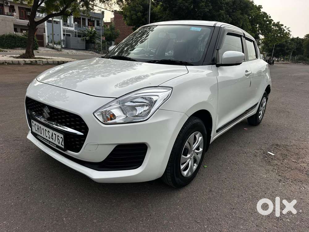 Maruti Suzuki Swift Vxi + Manual, 2024, Petrol