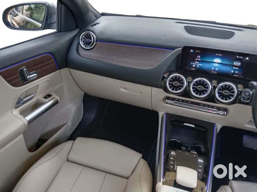 Mercedes-benz Gla 200, 2023, Petrol