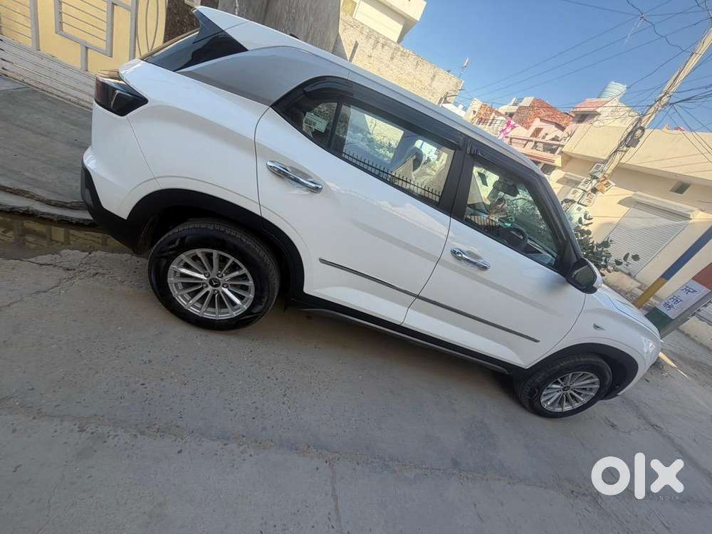 Crera Petrol 2025 Brand New Car Only 7400 Km Driven