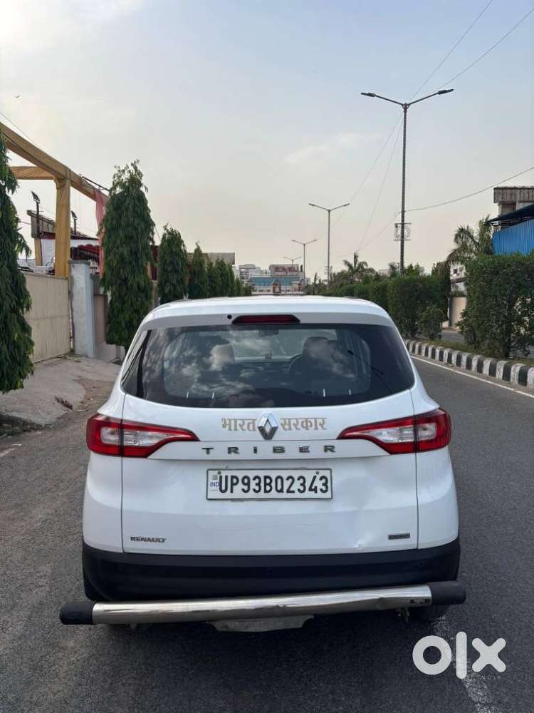 Renault Triber Rxt, 2021, Petrol