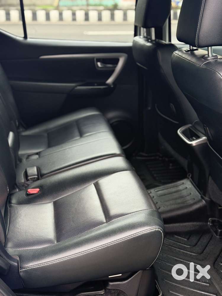 Toyota Fortuner 4x2 At 2.8 Diesel, 2023, Diesel