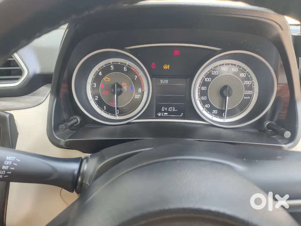 Single Hand Show Room Trck