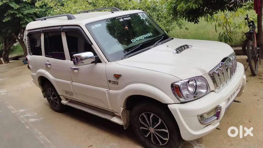 Mahindra Scorpio 2011 Diesel 180000 Km Driven